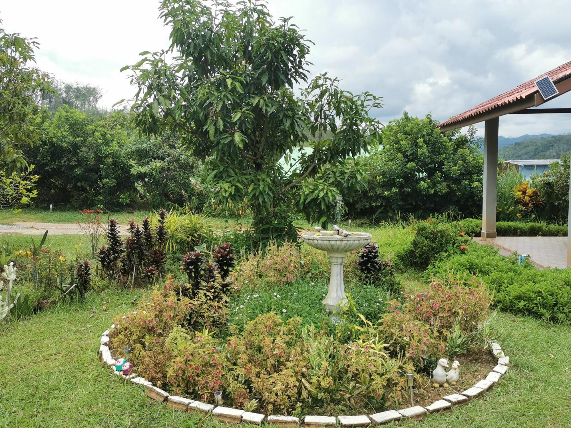 Betong House In The Garden Villa Eksteriør bilde